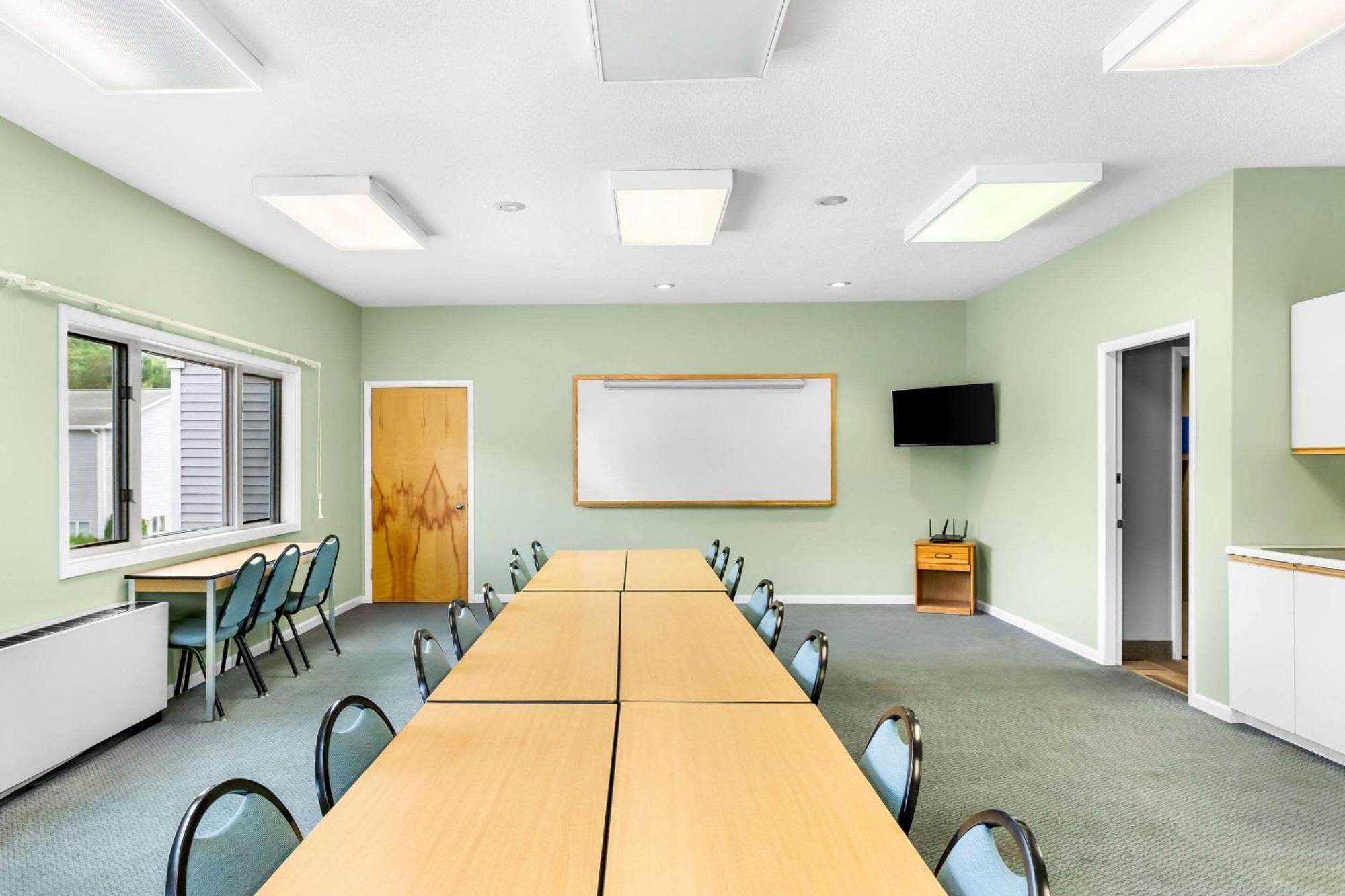 Quality Inn & Suites Gorham Extérieur photo