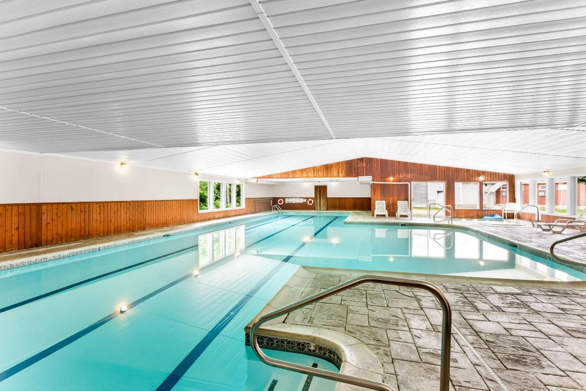 Quality Inn & Suites Gorham Extérieur photo