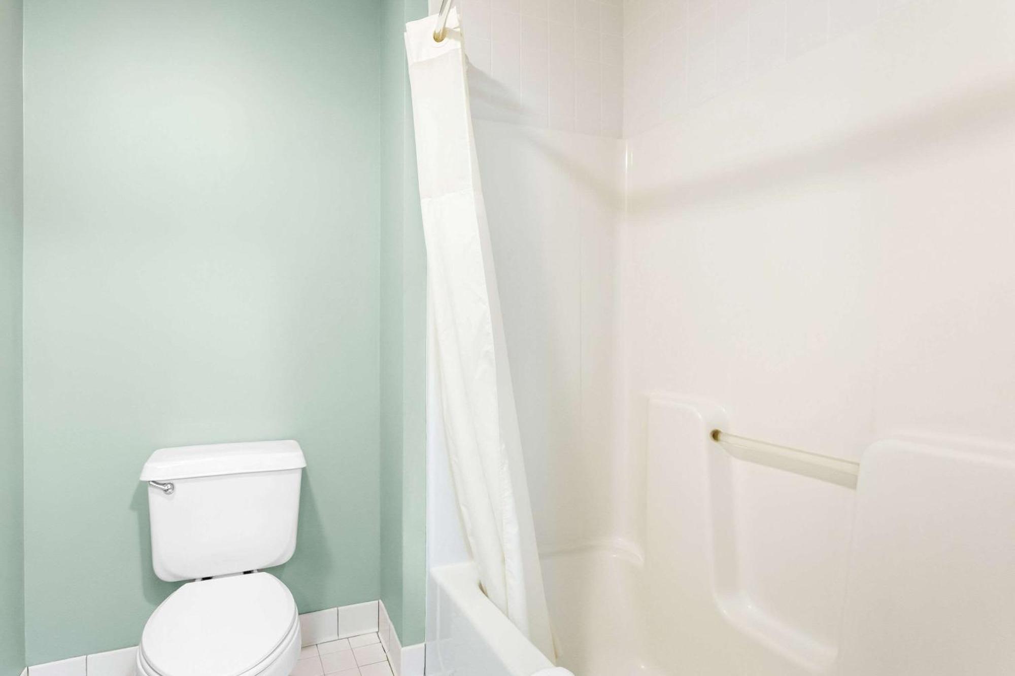 Quality Inn & Suites Gorham Extérieur photo