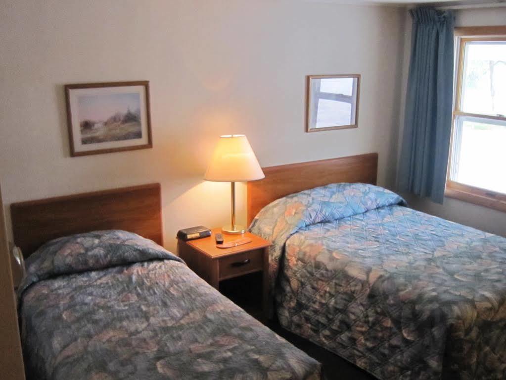 Quality Inn & Suites Gorham Extérieur photo
